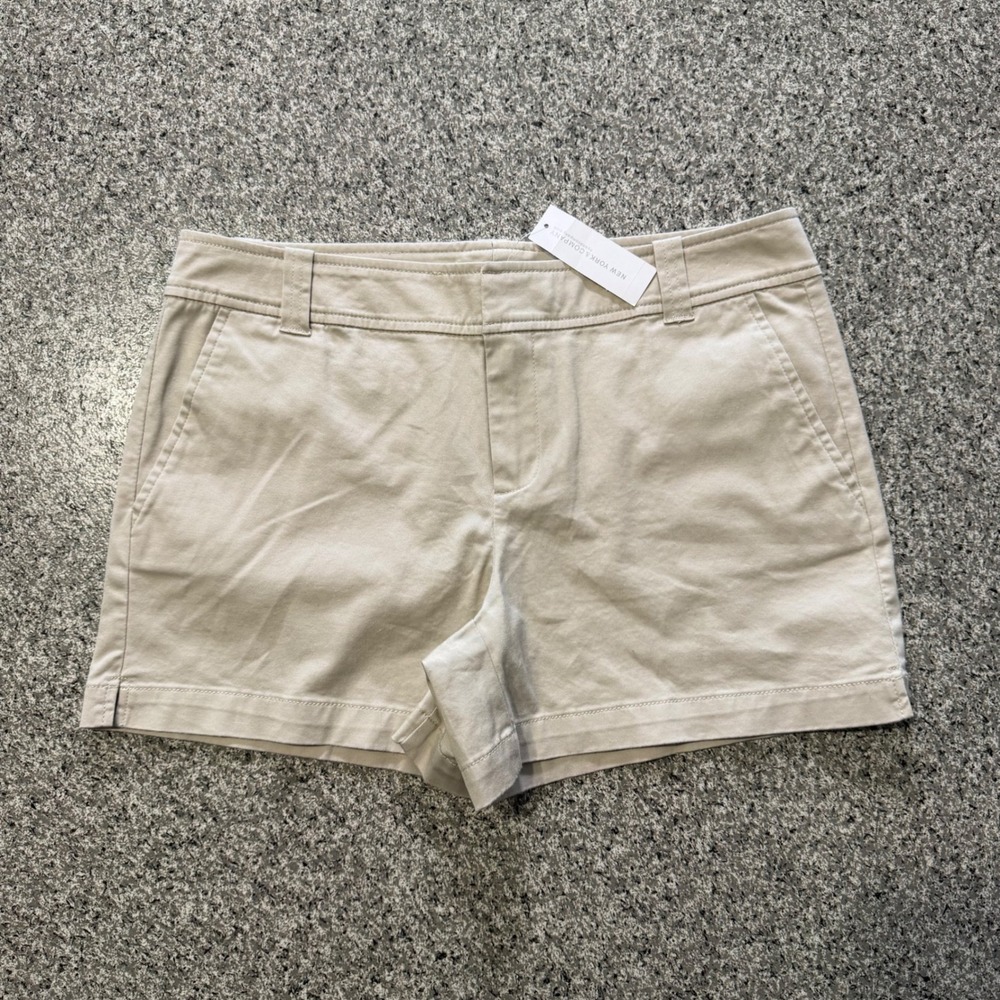 New York & Company Womens Khaki Chino Shorts Size 6 Tan Cotton Spandex 2399